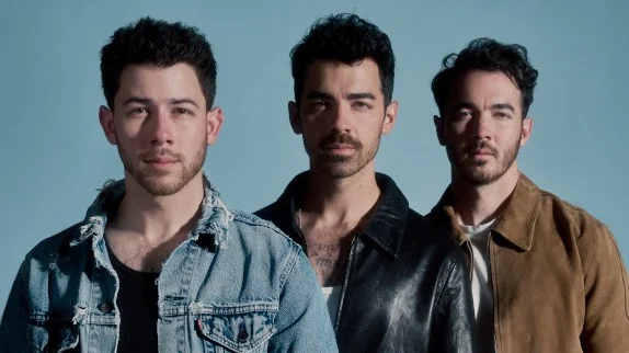 Jonas Brothers : 20 ans de carrière et nouveau chapitre musical