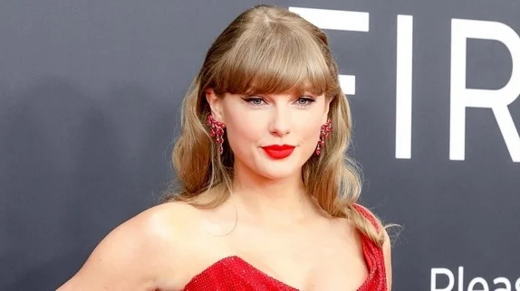 Taylor Swift : tous les indices sur son nouvel album "The Life of a Showgirl"