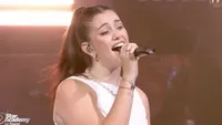 Star Academy : Maureen interprète son premier single '1er janvier' en live