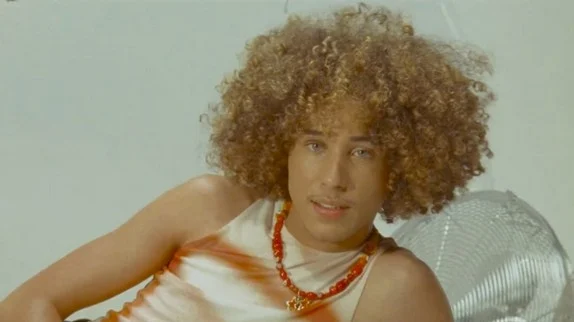 Masséo (Star Academy) dévoile son premier clip langoureux et enflamme la scène musicale