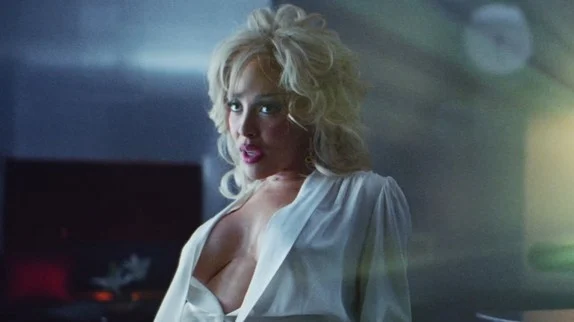 Doja Cat signe son grand retour avec 'Jealous Type' : la pop rétro des années 80 revisitée