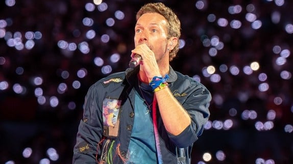 Coldplay et Charlie Kirk : Polémique après des propos en plein concert
