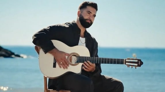 Kendji Girac : sortie de son nouvel album "Vivre... Encore" et autobiographie "Mi Vida"