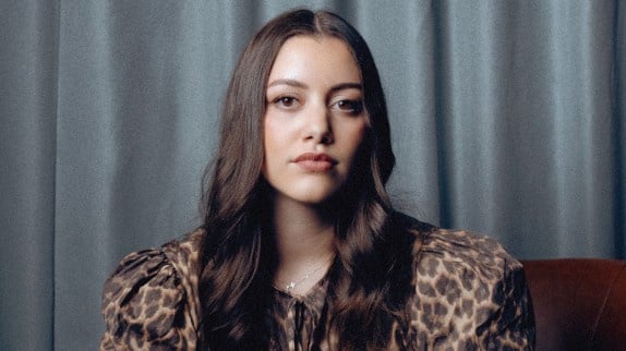 Maureen (Star Academy) signe avec BMG France et prépare son premier album