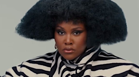 Yseult : l’invitée glamour du nouveau clip de Doja Cat et reine de la pop française