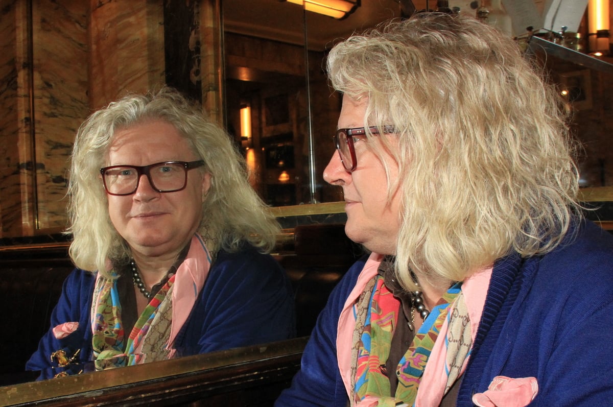 Pierre-Jean Chalençon : Sa Chanson sur le Vol au Louvre Provoque un Tollé en Ligne