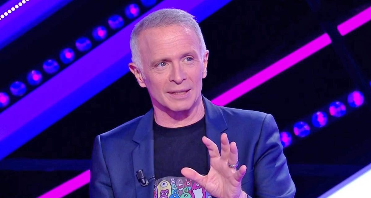 Questions pour un Champion 2025 : Record d'Audience Explosif pour Samuel Étienne, mais une Baisse Inquiétante sur un An