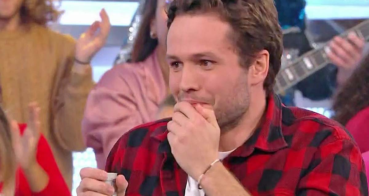 Raphaël explose son micro d’argent : la première dingue de Nagui dans N’oubliez pas les paroles !