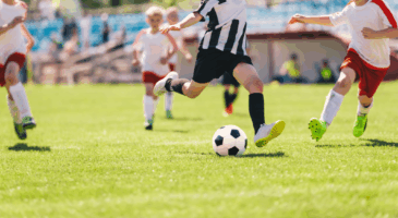 Stuart Pearce : La Perte Déchirante de Son Fils Harley dans un Accident de Tracteur