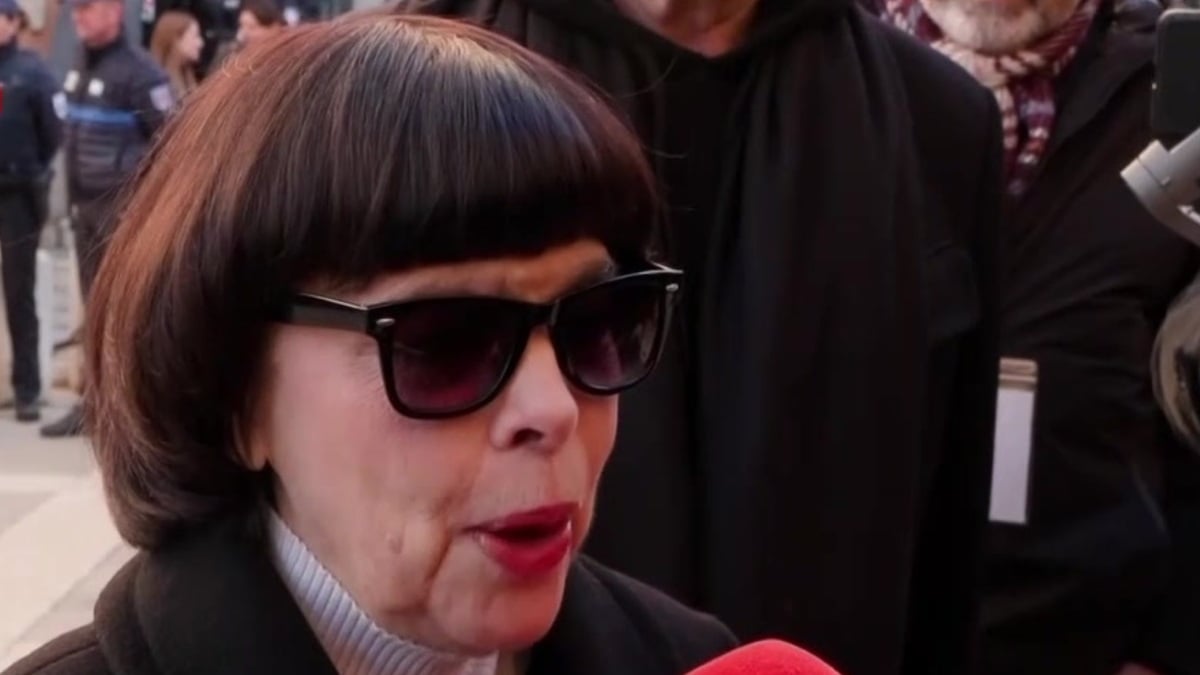 Mireille Mathieu bouleversée aux obsèques de Brigitte Bardot