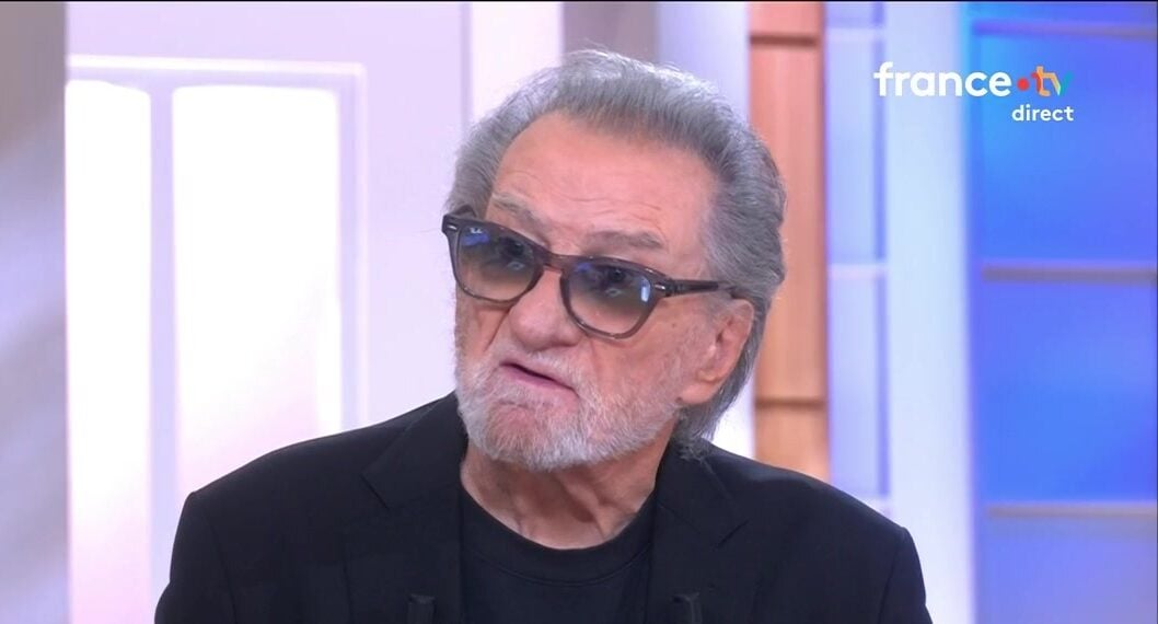 Eddy Mitchell Inquiète : "Je me suis cassé la..."