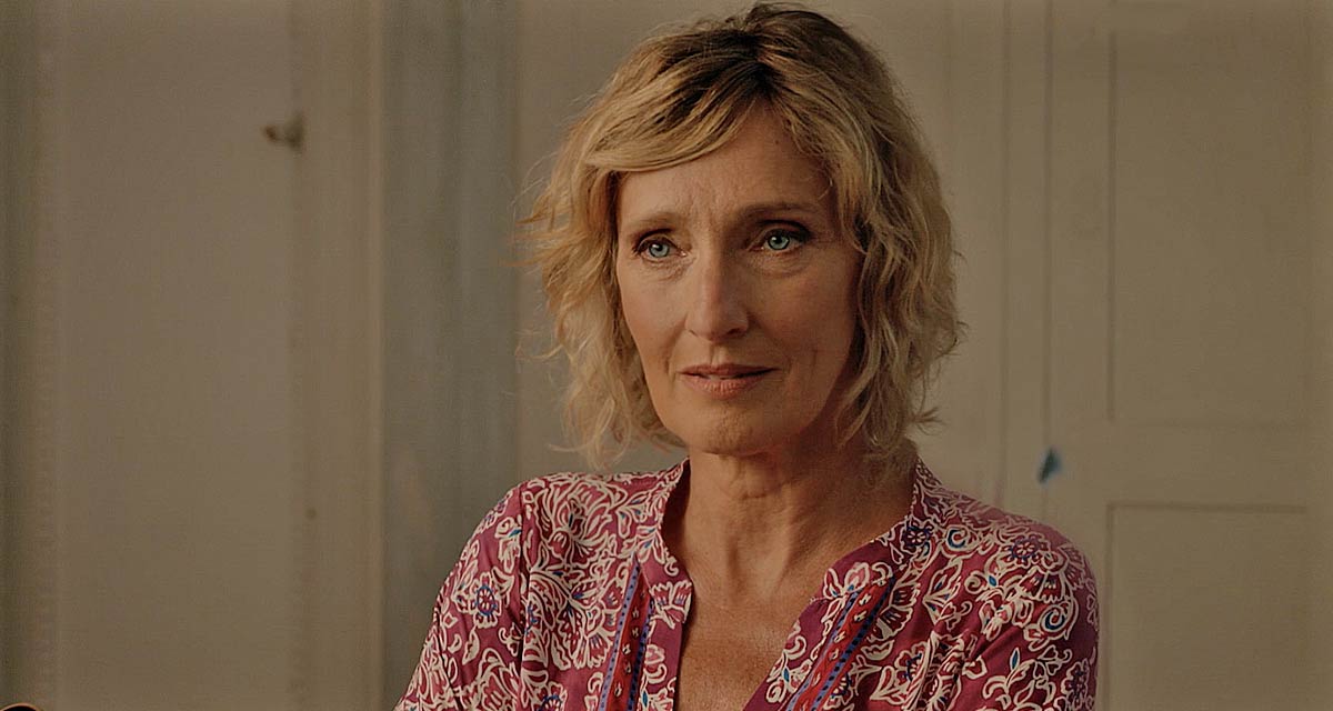 Un si grand soleil en avance (spoiler épisode 1803 du 28 novembre 2025) : Janet explose en coup de gueule, Alix traque Richard Comte et promet de le détruire !