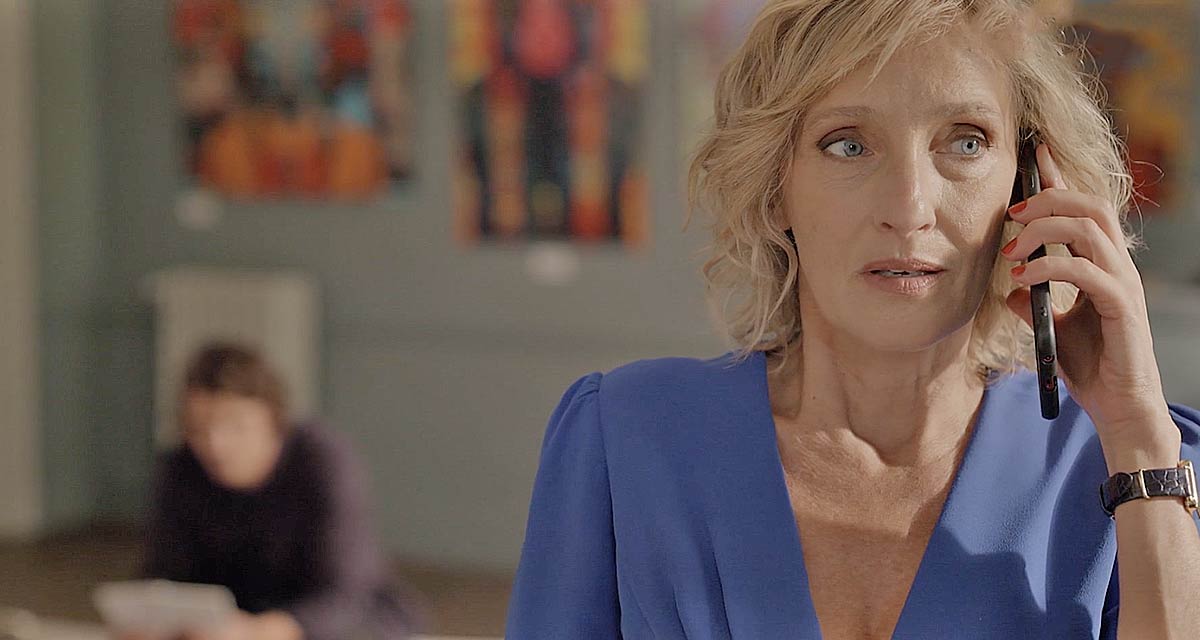 Un si grand soleil : Alix contrainte de fermer sa galerie