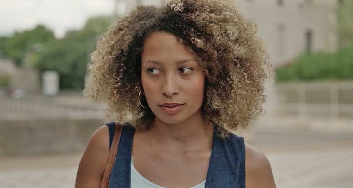 Un si grand soleil spoiler novembre 2025 : Kira piège Pinot avec une enquête choc sur le racisme au restaurant