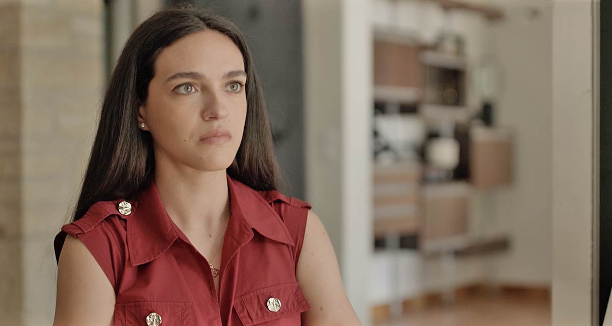 Un si grand soleil : Laurine Tourmente un Nouvel Interne