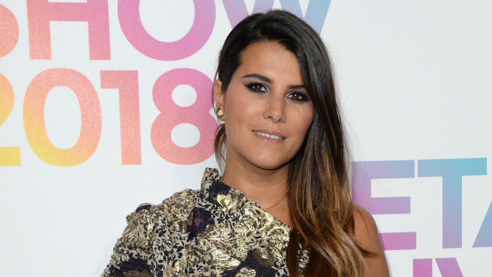 Karine Ferri et Yoann Gourcuff : Sauvetage Héroïque de 9 Chiots Abandonnés dans le Désert d'Agafay à Marrakech